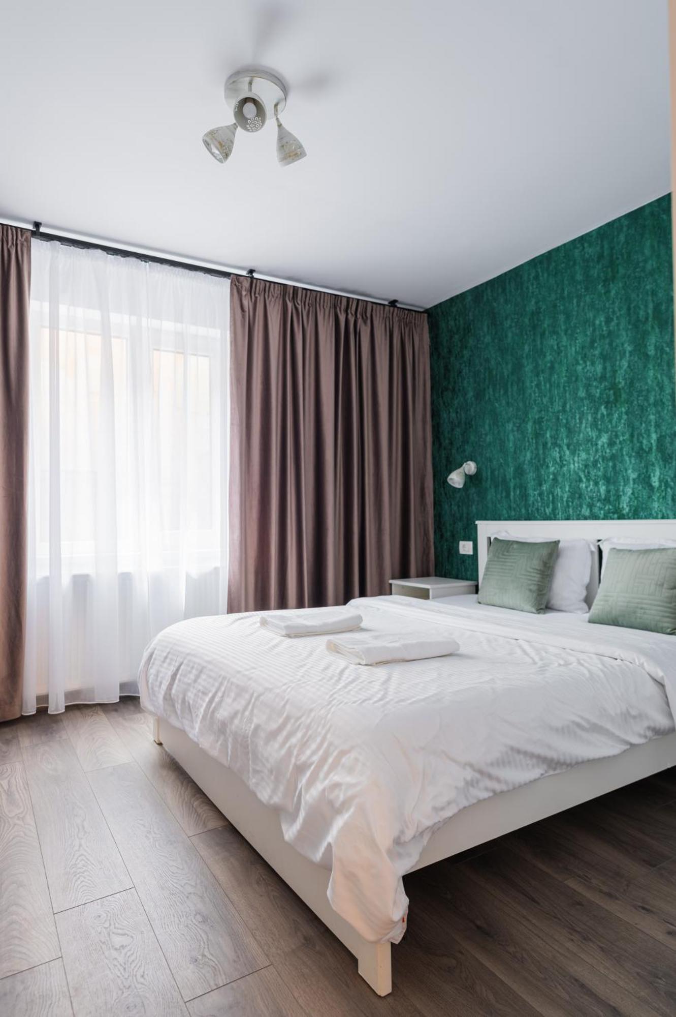 Fun House - Comfortable Stay With Garden And Near Parking บราชอฟ ภายนอก รูปภาพ