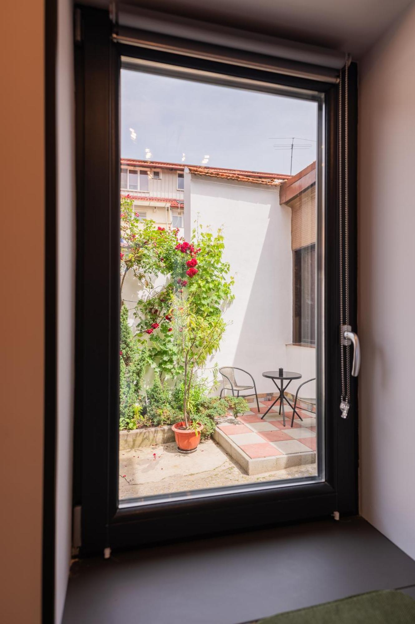 Fun House - Comfortable Stay With Garden And Near Parking บราชอฟ ภายนอก รูปภาพ